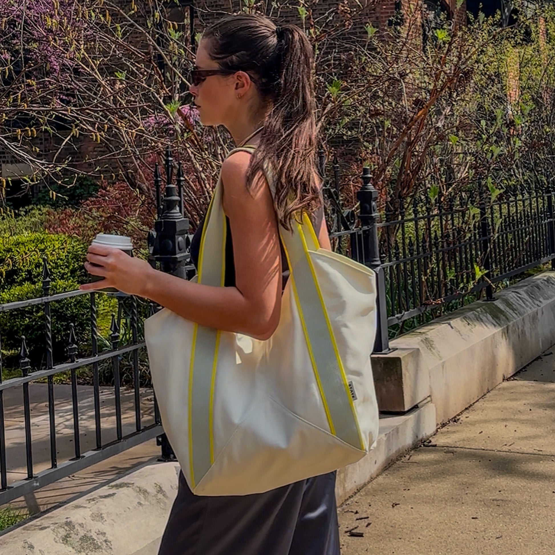 Beverly Tote Pristine
