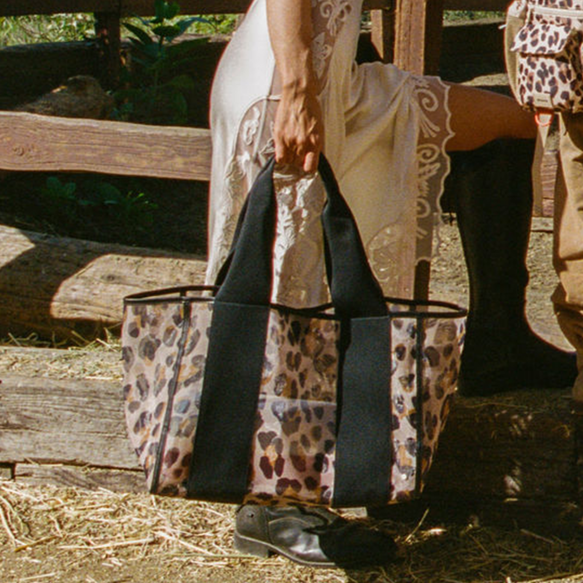 Wellington Cabana Tote Leopard
